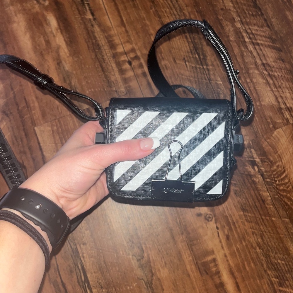 Off-white binder clip bag